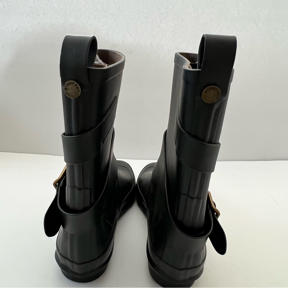 Like New! Authentic Burberry Rain Boots Black Size 37 EU - Picture 7 of 11
